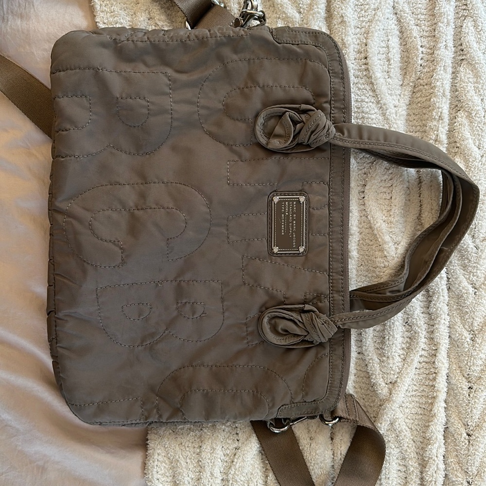 Marc Jacobs laptop over the shoulder bag